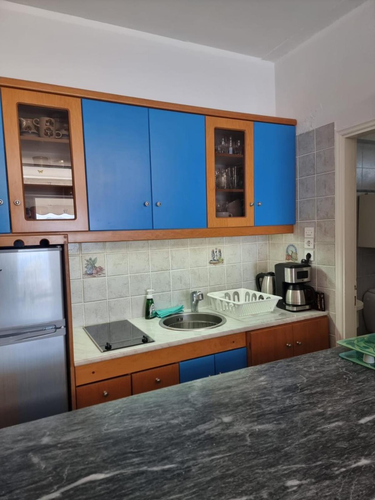Atlas Apartment With Private Beach And Seaview Blue Loutráki Exteriör bild