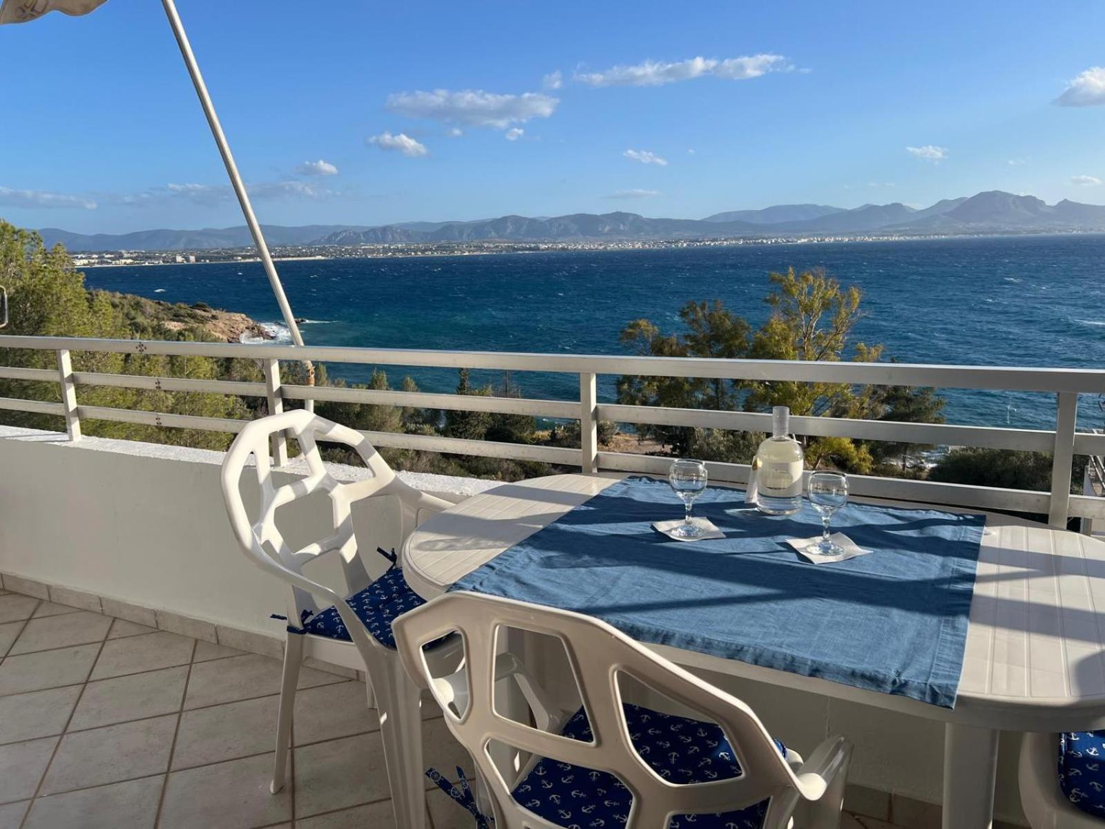 Atlas Apartment With Private Beach And Seaview Blue Loutráki Exteriör bild